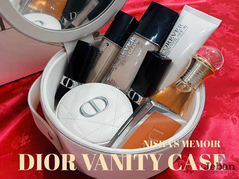 dior vanity case round