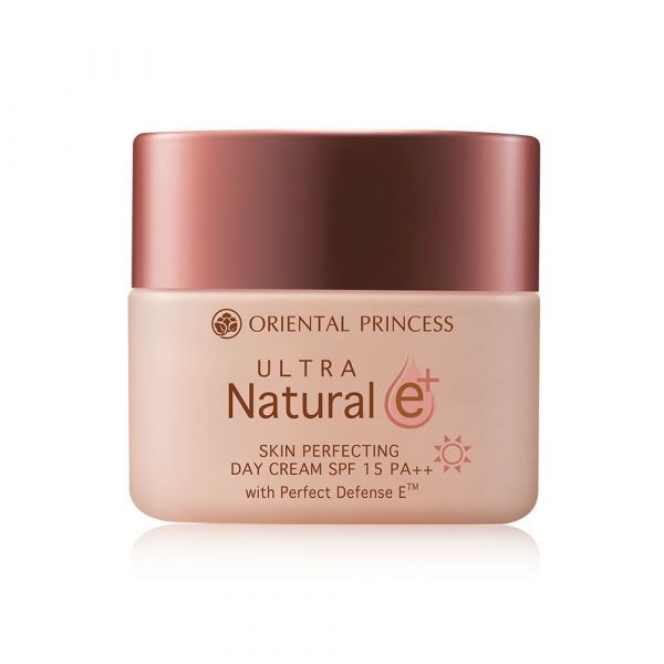 Ultra Natural e+ Skin Perfecting Day Cream SPF15 PA++