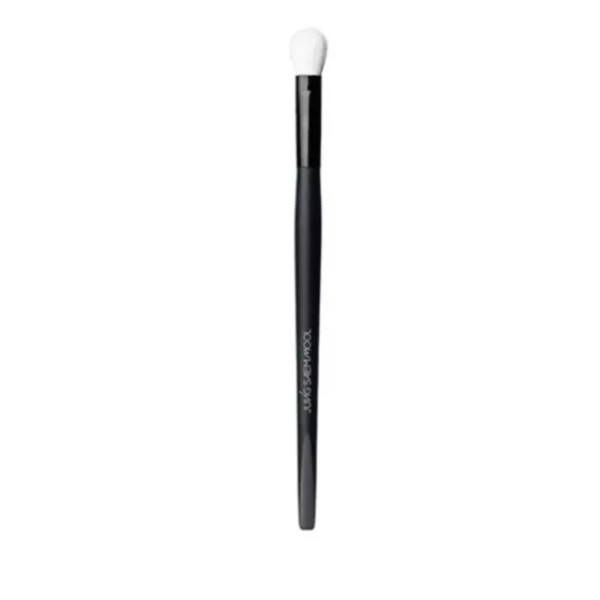 Artist Brush Nose Contour