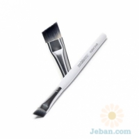 Angled Eyeliner Brush