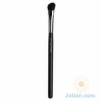 Secret : E57 Angled Shadow Brush