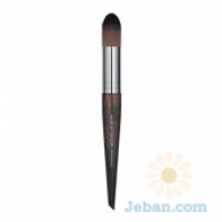 Precision Foundation Brush Small 100