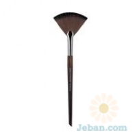 Powder Fan Brush Medium 120