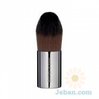 Foundation Kabuki Small 102