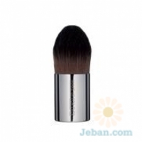 Foundation Kabuki Medium 110