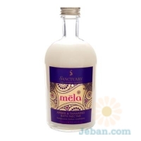 Mela : Amber And Tamarind Bath Nectar