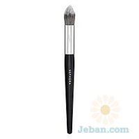 Pro : Precision Foundation Brush #58