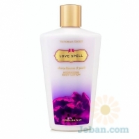 VS Fantasies : Love Spell Body Lotion