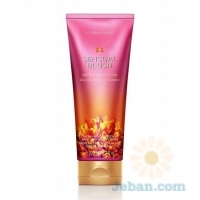 VS Fantasies : Sensual Blush Ultra Moisturizing Hand And Body Cream