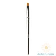 Backstage Concealer Brush