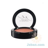 Julia Petit : Powder Blush