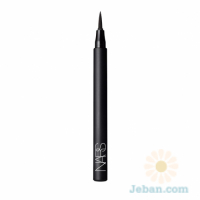 Unrestricted Eyeliner Stylo