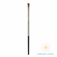 UD Pro : Angled Brow Brush